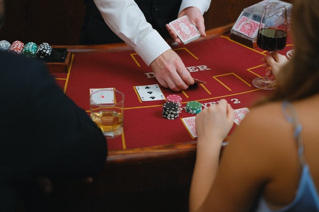 How Playing Online Casino Games